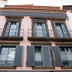 By Petit Portugal